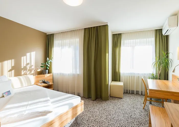 Sued 4* Štýrský Hradec
