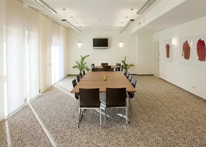 Sued Hotel Štýrský Hradec