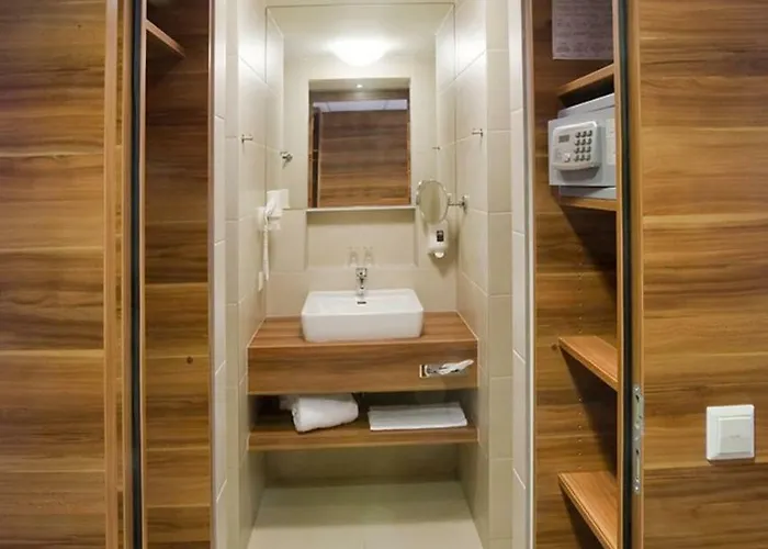 Sued 4* Štýrský Hradec